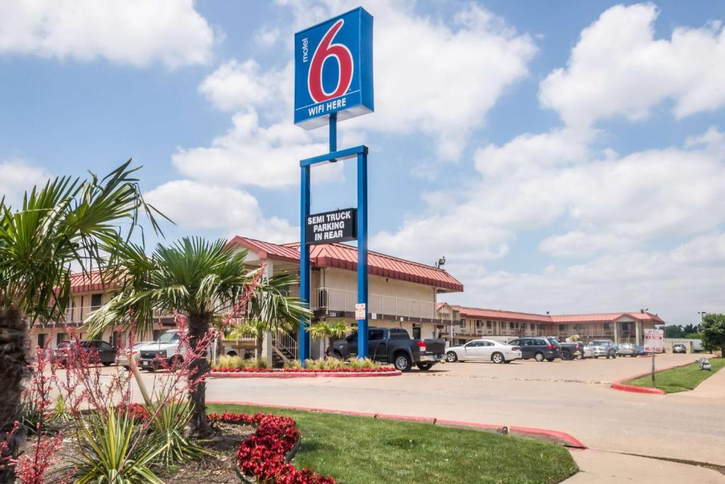 Certifikát, hodnocení, plakát nebo jiný dokument vystavený v ubytování Motel 6-Mesquite, TX - Rodeo - Convention Ctr