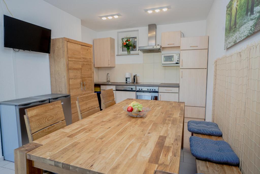 Køkken eller tekøkken på Kuku Ruku Zimmervermietung 12-2