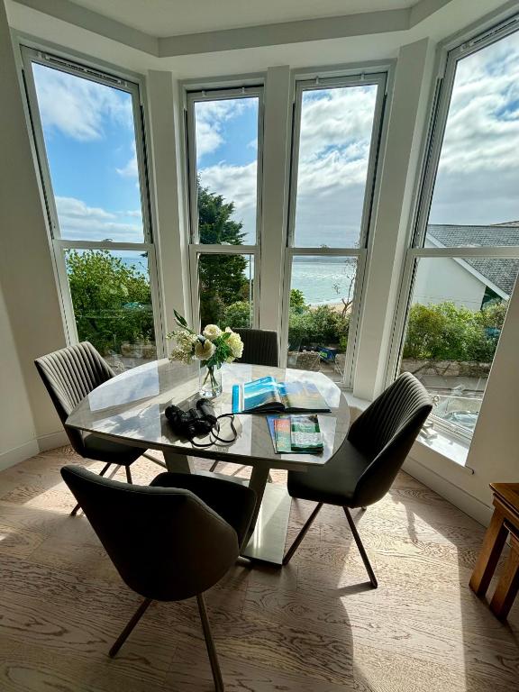 Porthminster View Luxury Sea Views Balcony, Parking, Pool, Spa & Gym - Appartement 2 Chambres Avec Balcon Et Vue Sur Mer