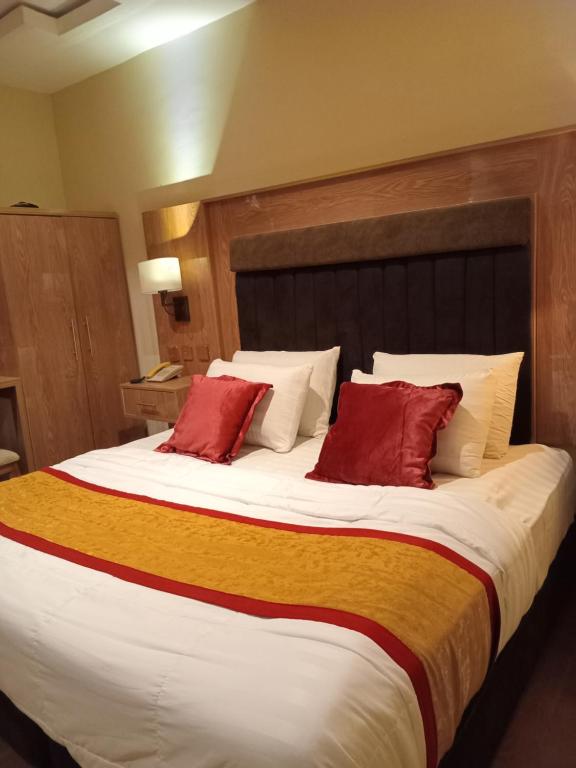 Fotografie z fotogalerie ubytování Helin Terrace Hotel v destinaci Mama