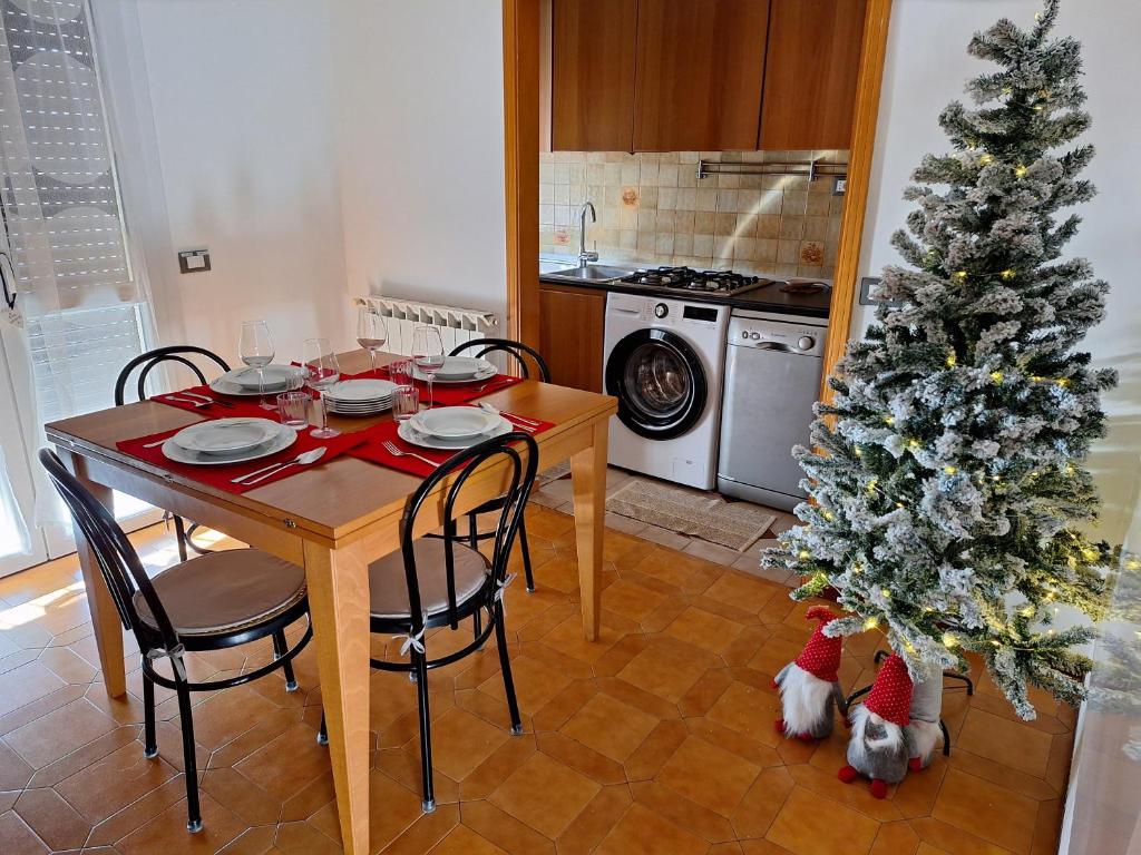 Kuchyň nebo kuchyňský kout v ubytování La maison de Daniela