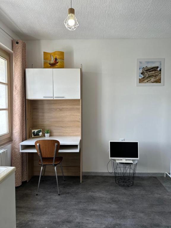 Kuchyň nebo kuchyňský kout v ubytování Petit studio rénové en centre ville - Apt8