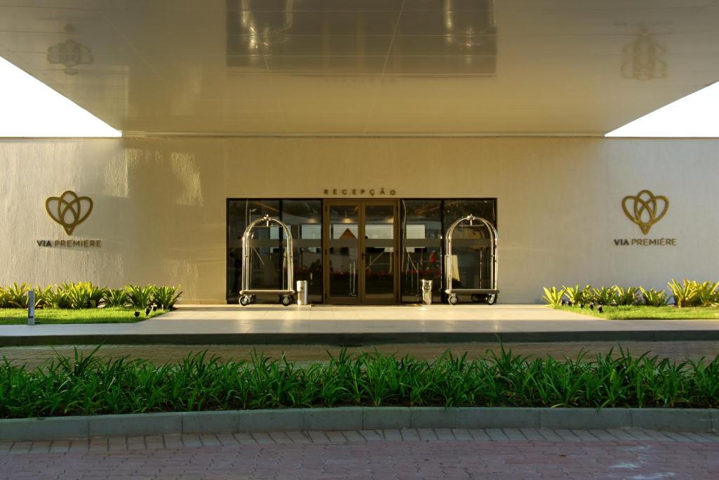  Nobile Inn & Suites Via Première