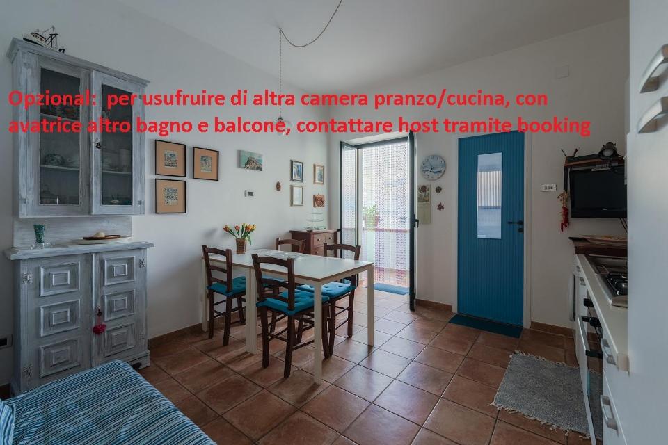 Kuchyň nebo kuchyňský kout v ubytování Casa di Sale - Chianalea