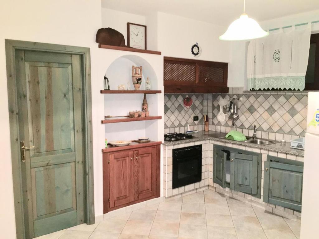 Η κουζίνα ή μικρή κουζίνα στο Olivastro