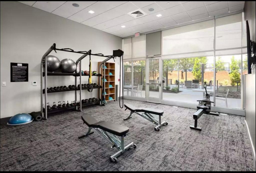 Fitness centrum a/nebo fitness zařízení v ubytování Casa Amour Downtown Birmingham