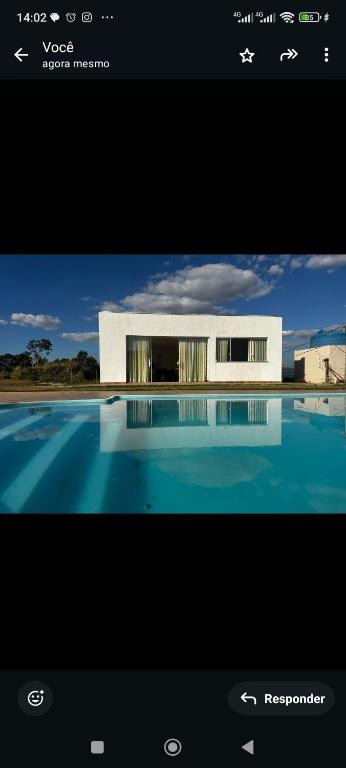 ein Screenshot einer Webseite eines Gebäudes in der Unterkunft Sítio linda vista 3 in Mateus Leme