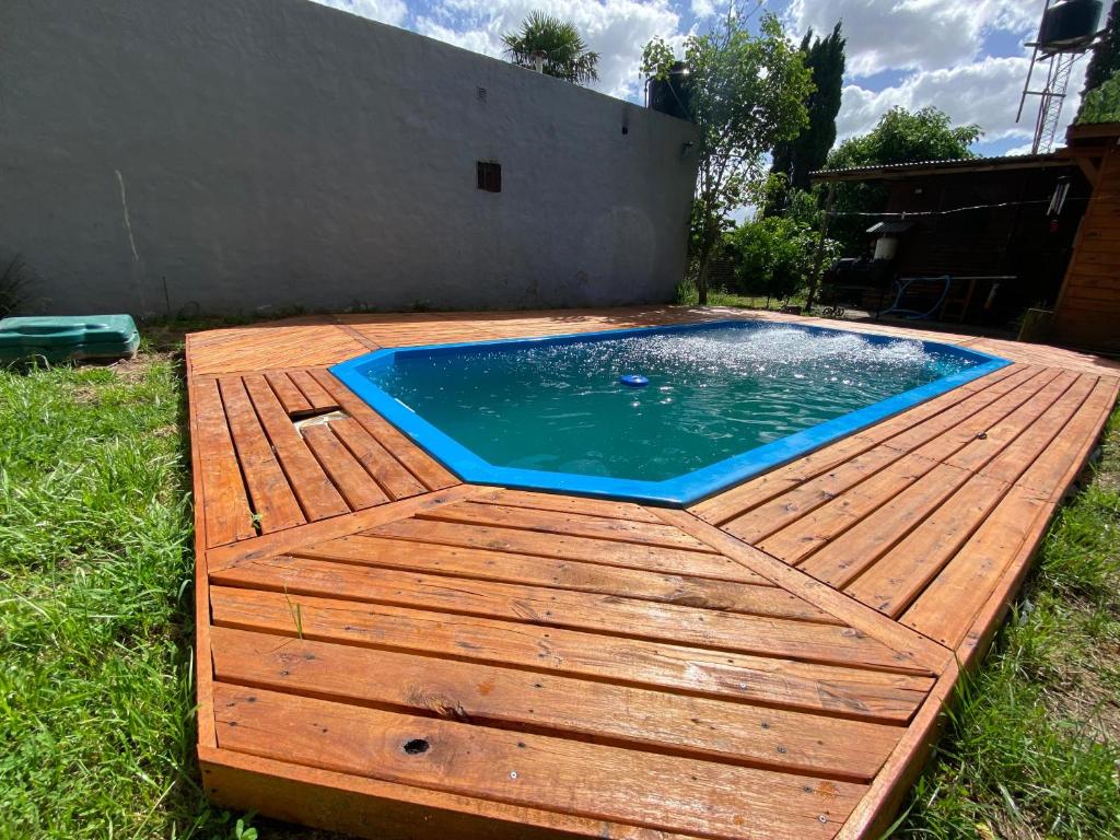 Πισίνα στο ή κοντά στο Cabaña "mainimbu"