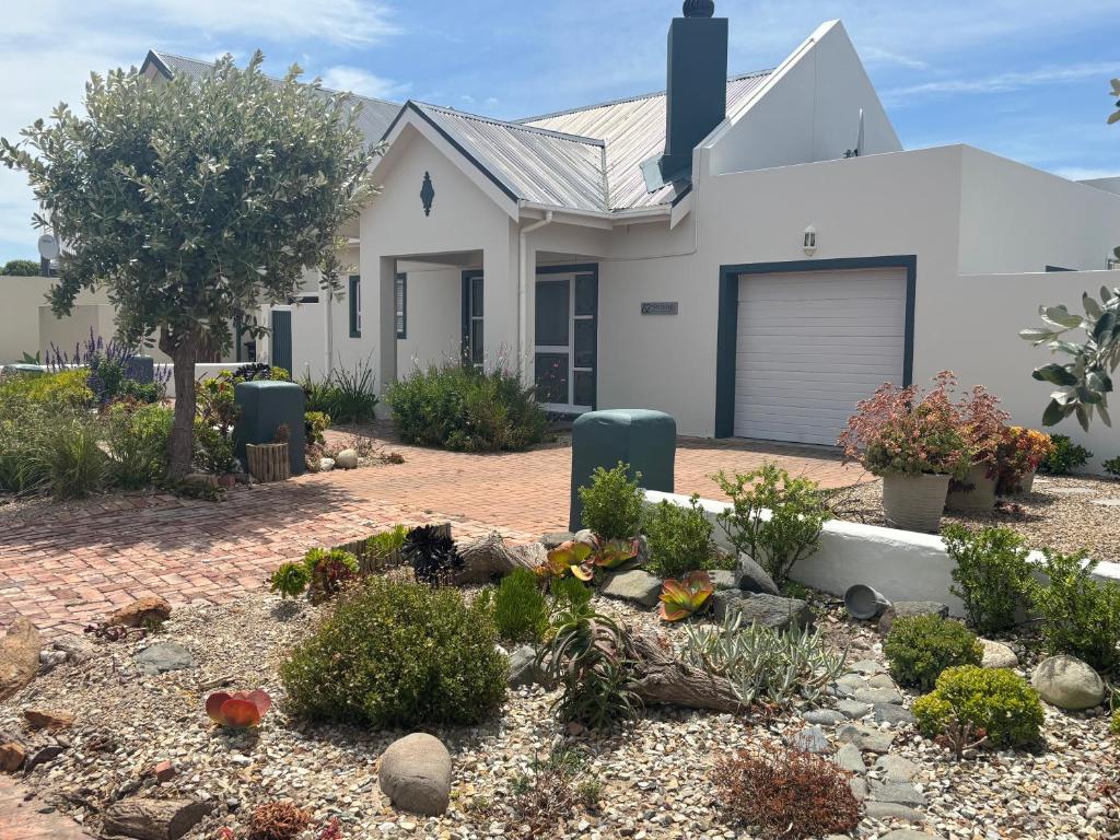 Κήπος έξω από το The Dunes