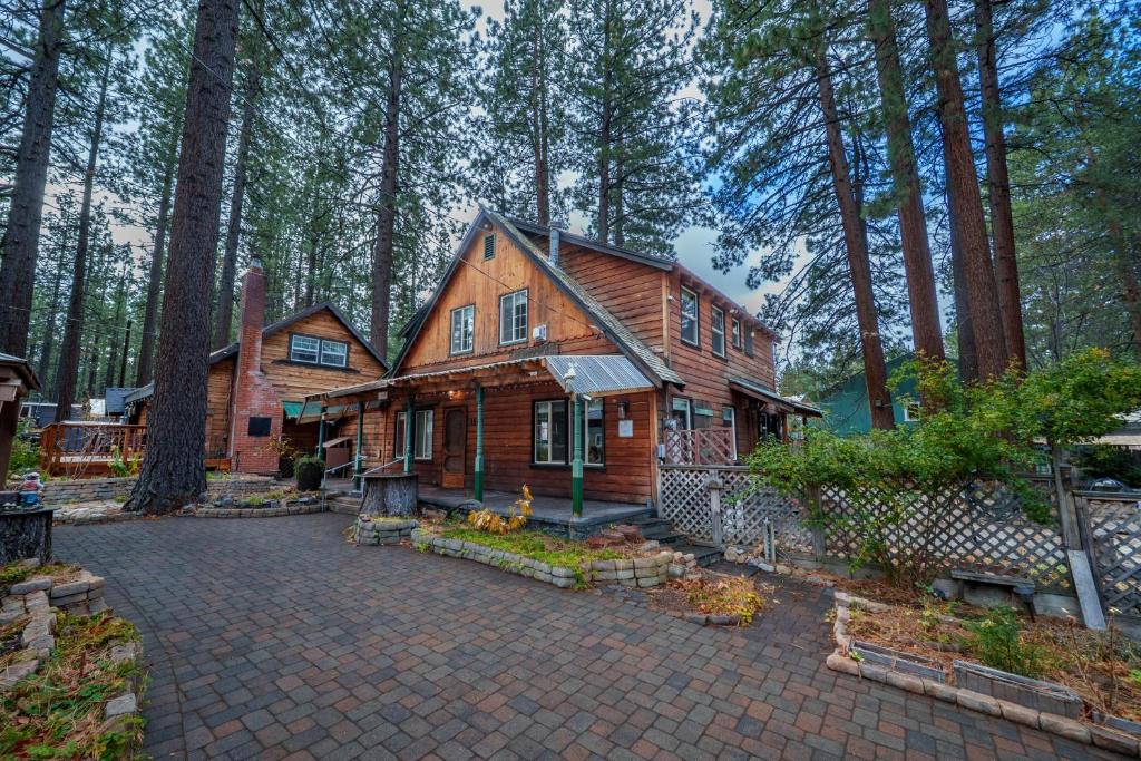 Gallery image of Tahoe Heavenly Hideaway 1060H in South Lake Tahoe
