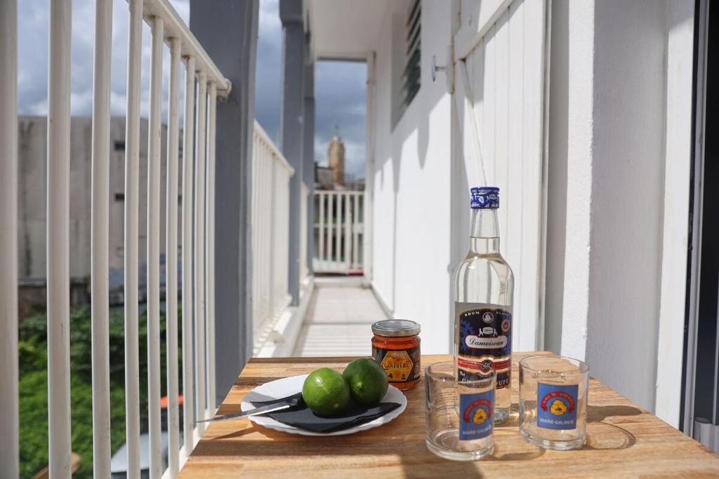 Напитки в Urban Tropik by KVZ proche de la Place de la Victoire