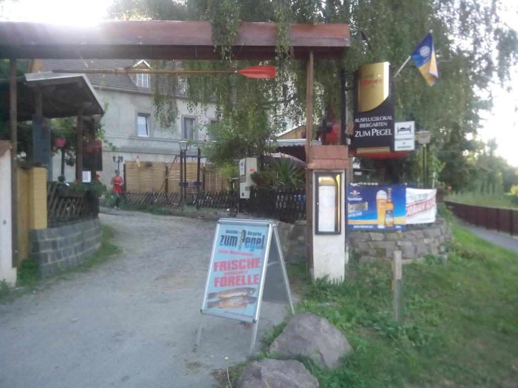 Fotografie z fotogalerie ubytování Pension Gasthaus zum Pegel v destinaci Naumburg