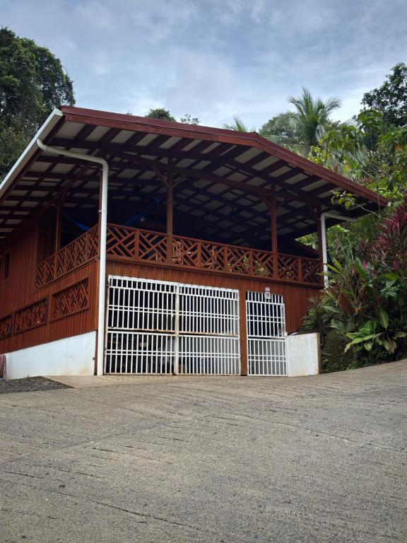 Budova, kde se prázdninový dům nachází