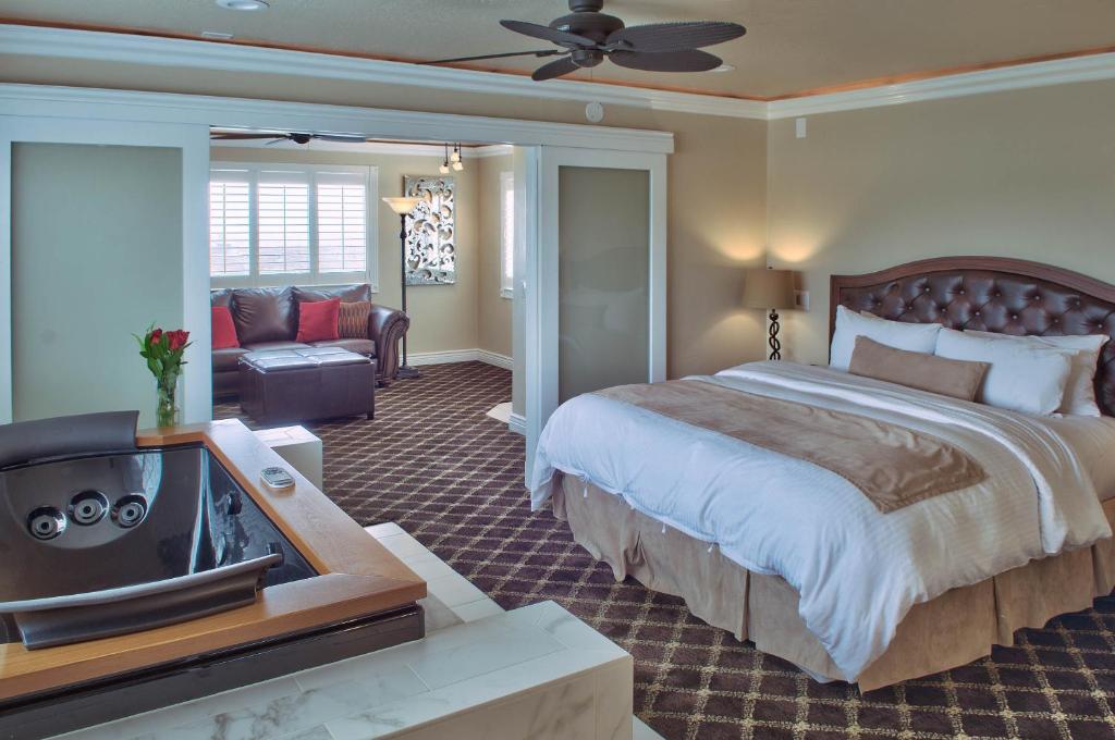 Lovers Point Inn - Suite King