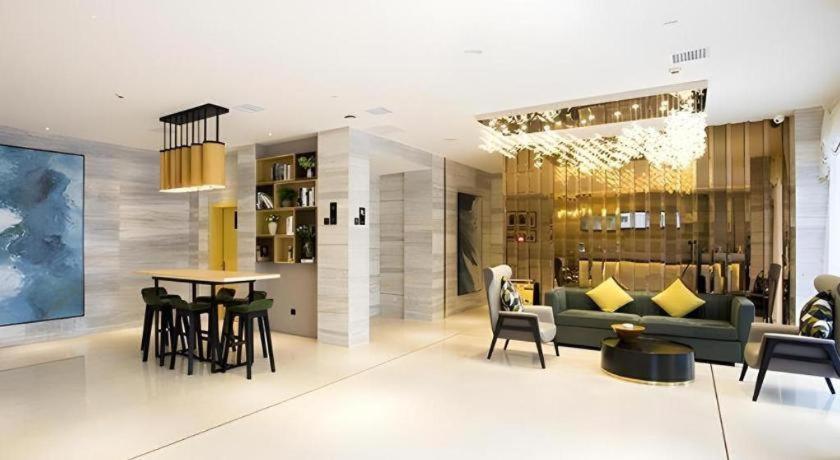 Posezení v ubytování City Comfort Inn Changsha Huangxing Avenue Airport Longhua Metro Station