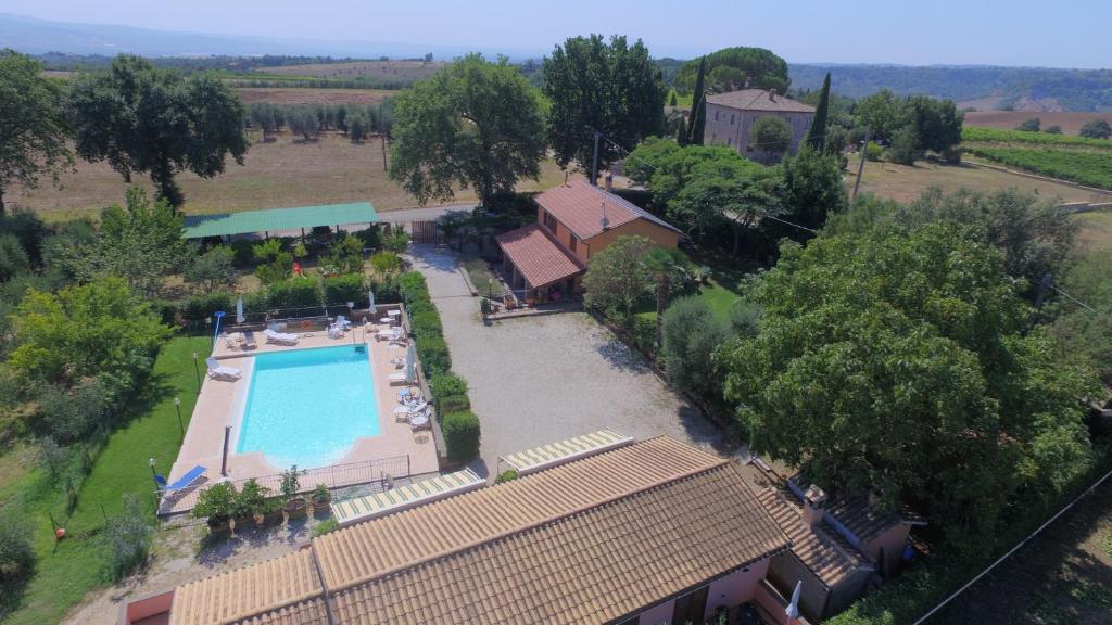 Bazén v ubytování Casa Vacanza Malescale nebo v jeho okolí