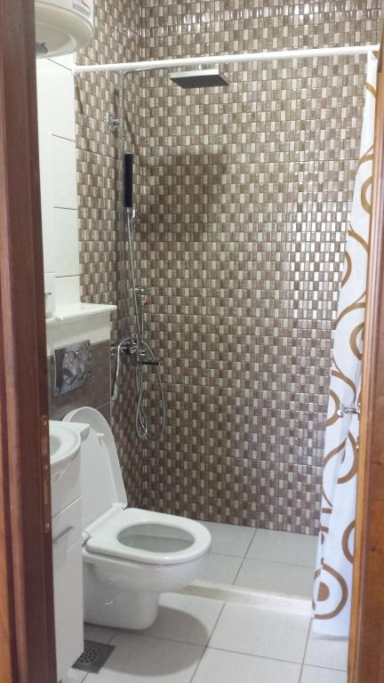 Koupelna v ubytování Apartments Gazi