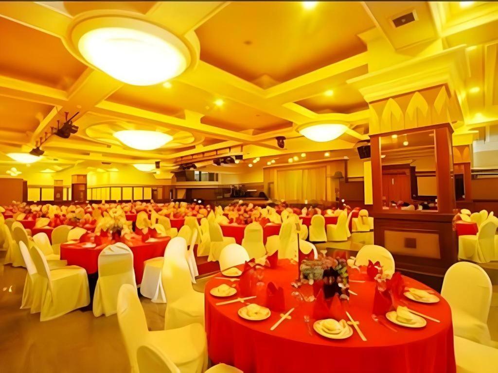 Restaurace v ubytování Hotel Banjarmasin International