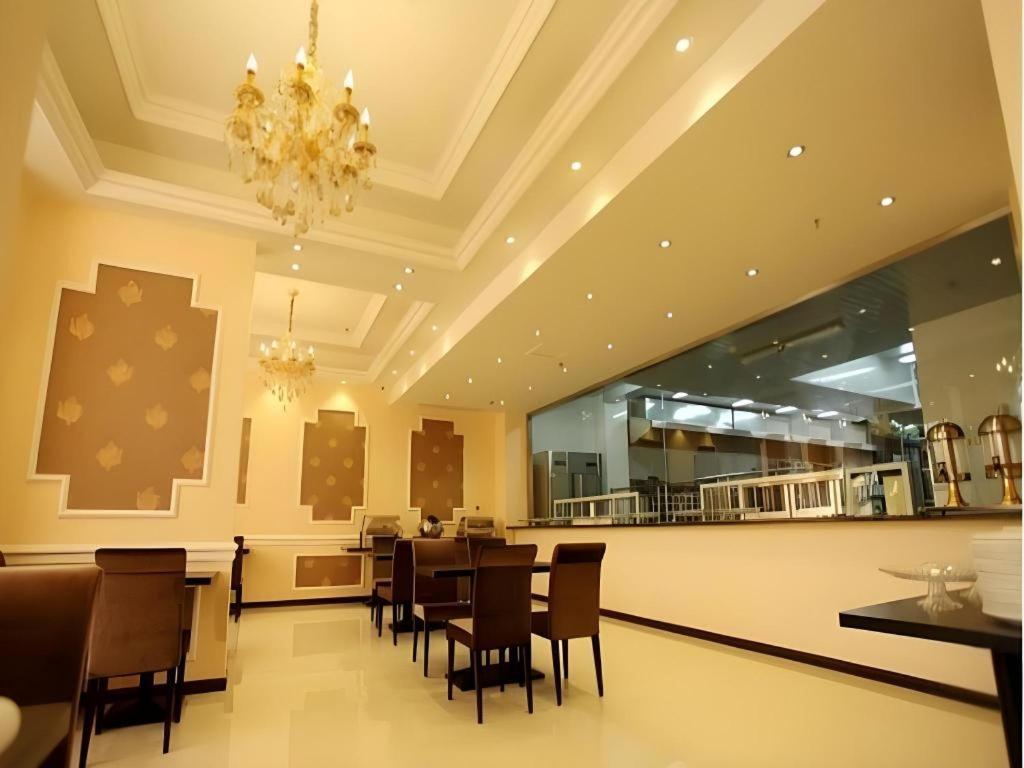 Posezení v ubytování Anshan Camilla Business Hotel