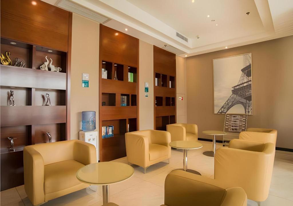 Posezení v ubytování City Comfort Inn Liuzhou Chengzhong Wanda Plaza