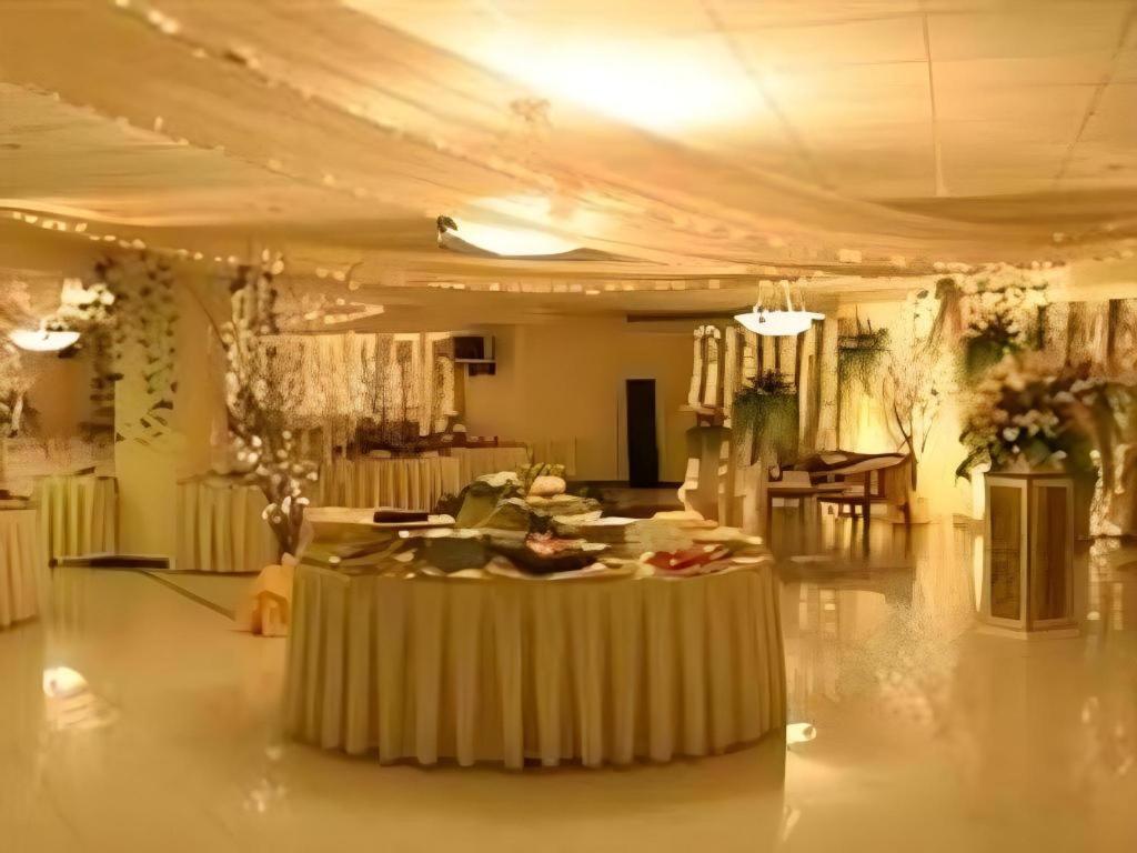 Φαγητό σε αυτό το ξενοδοχείο ή κάπου εκεί κοντά