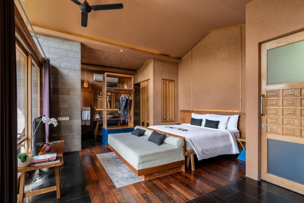 Amora Ubud Boutique Villas - 5