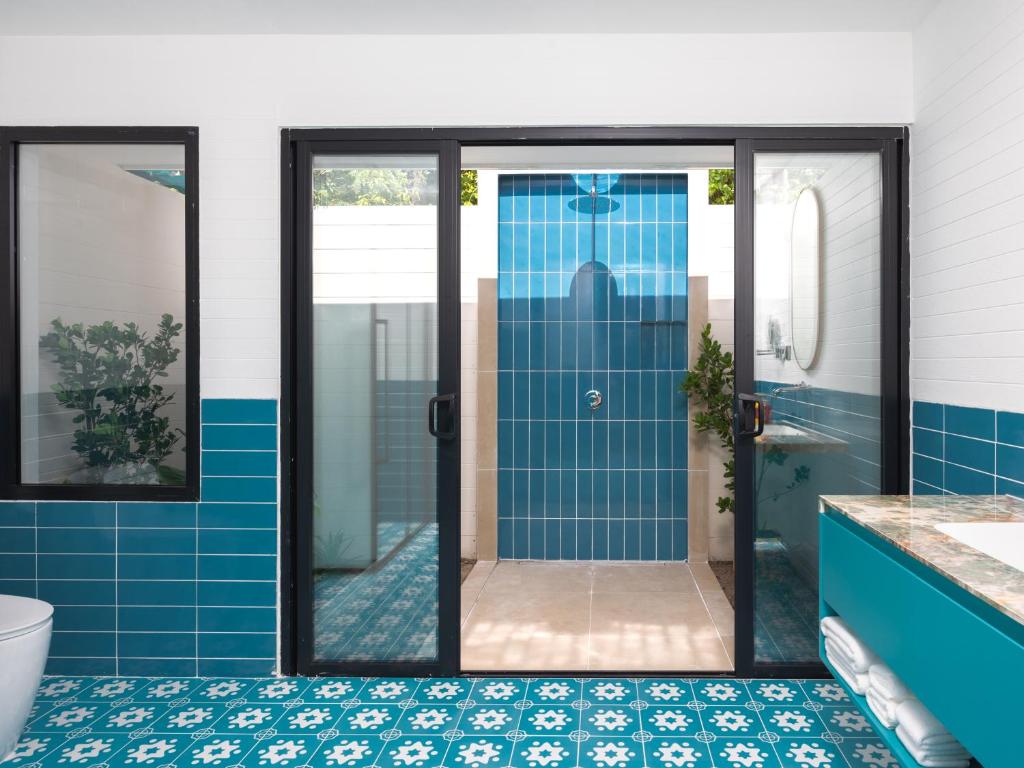 Villa Park Sun Island Resort - 9