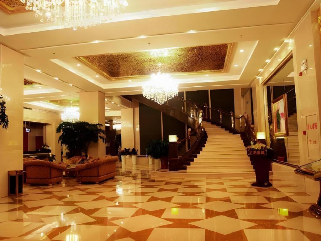 Φωτογραφία από το άλμπουμ του Kunming Tailong Hongrui Hotel σε Kunming
