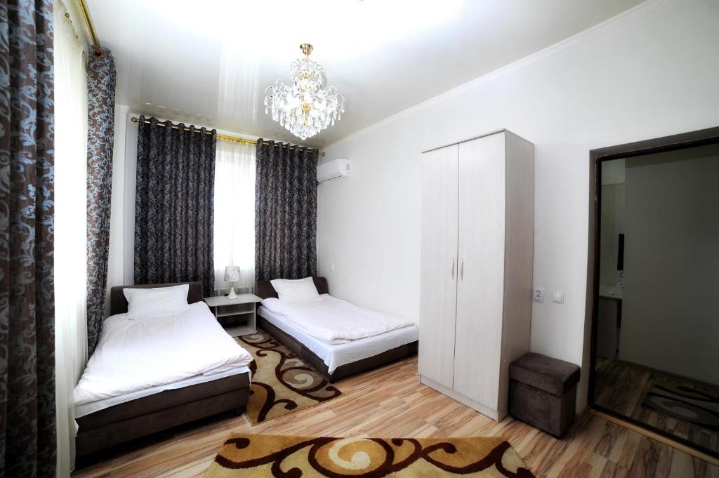 Rich Hotel - Superieure Viervoudige Kamer