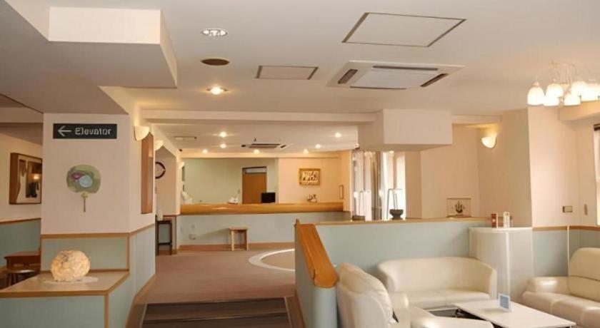 Χώρος καθιστικού στο Refre Forum