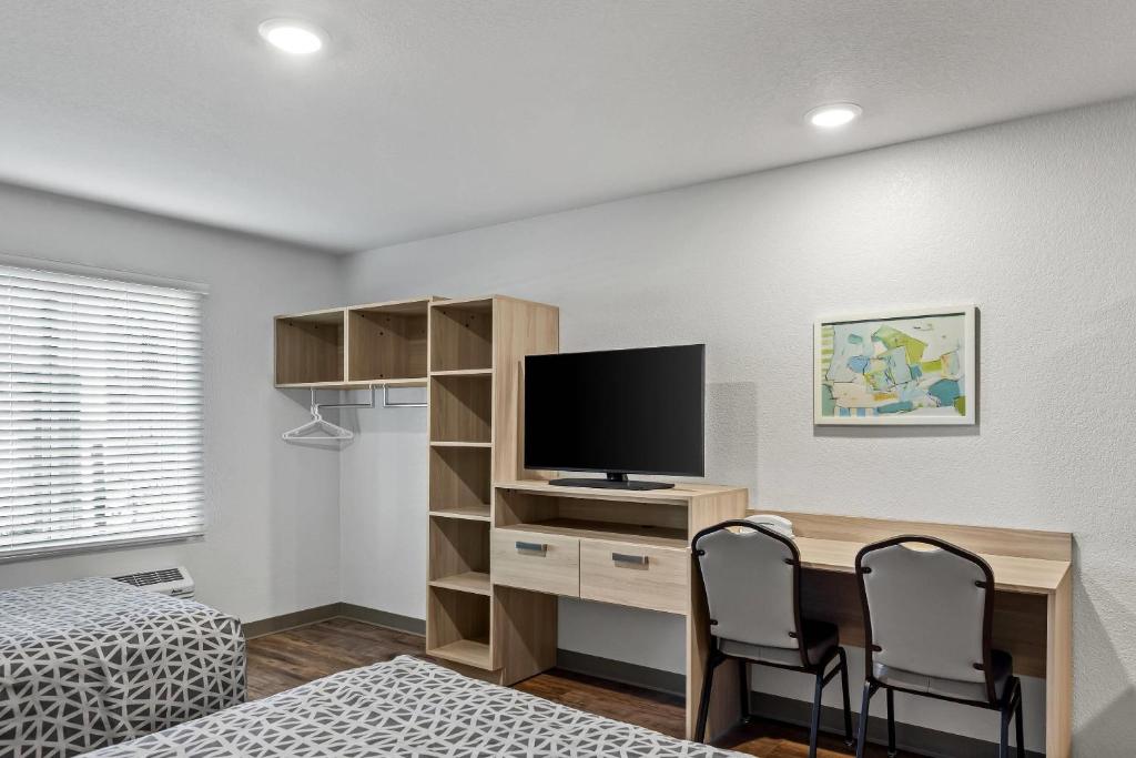 WoodSpring Suites St Peters-OFallon photo