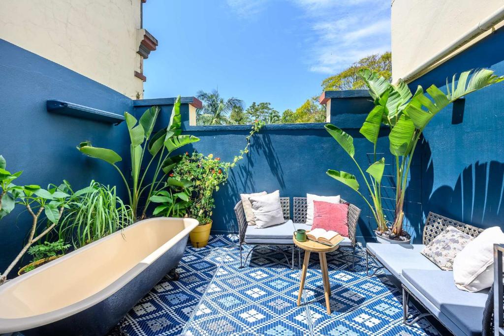 Χώρος καθιστικού στο Luxe & Private l Central Bangalow l Nova Escapes