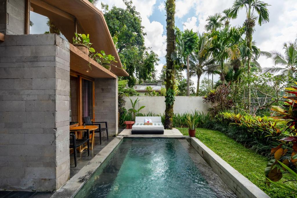 Amora Ubud Boutique Villas - 14