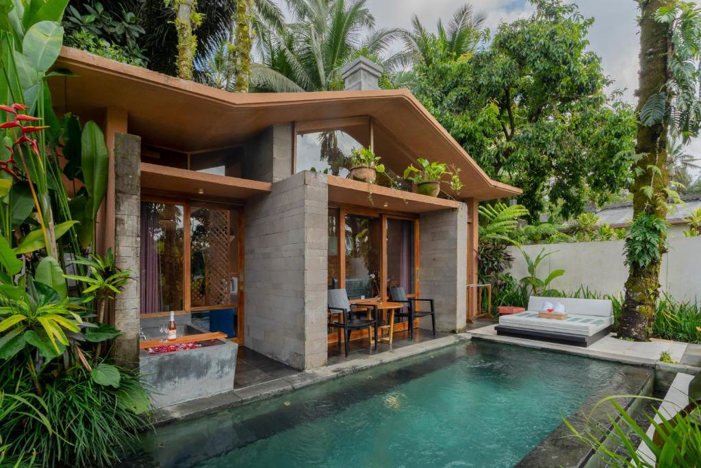 Amora Ubud Boutique Villas - 1