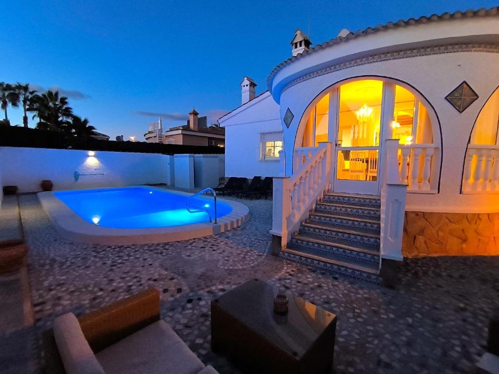 Bazén v ubytování Casa Picasso - Ciudad Quesada, Alicante nebo v jeho okolí