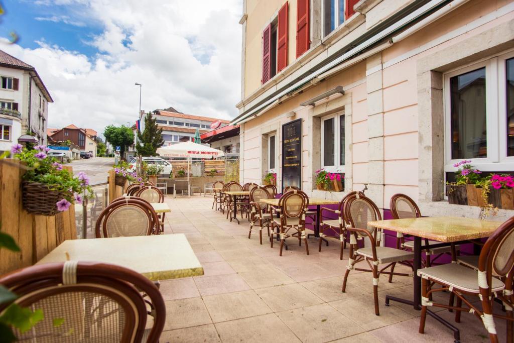 Εστιατόριο ή άλλο μέρος για φαγητό στο Hôtel de la Gare