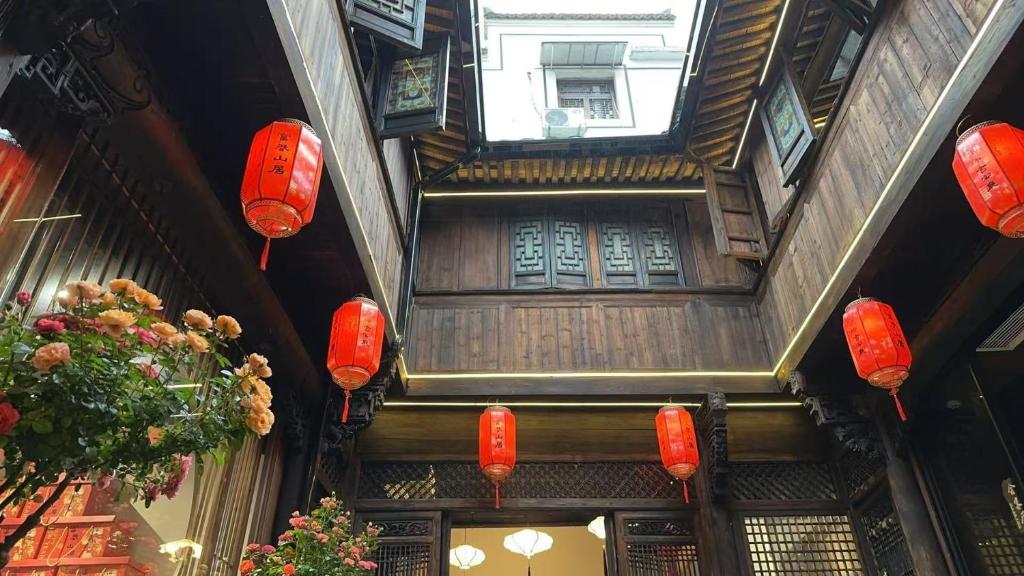 Φωτογραφία από το άλμπουμ του Tonglu Hemingge Homestay σε Tonglu