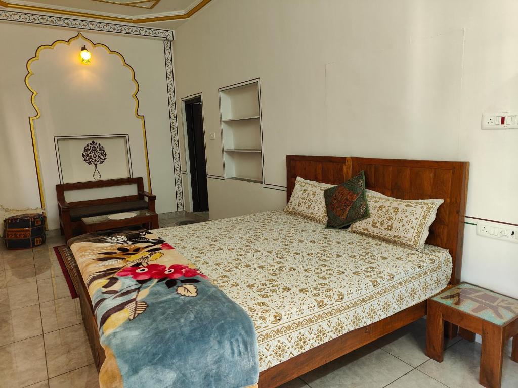 Giường trong phòng chung tại A family homestay