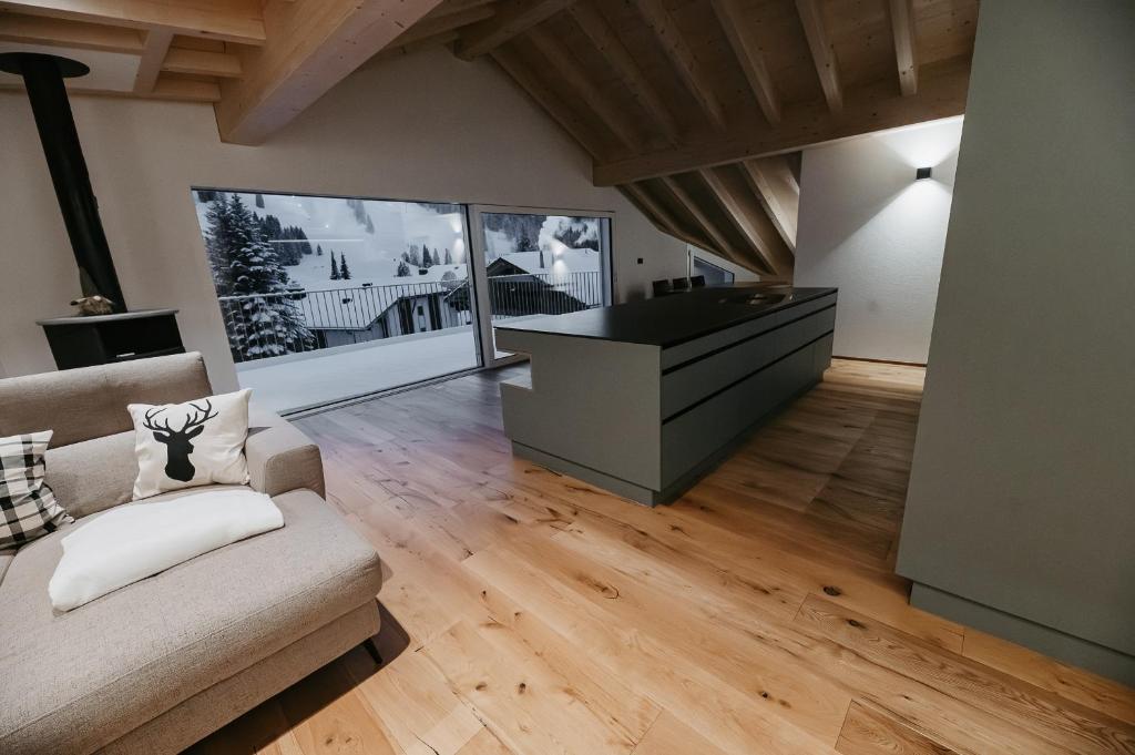 Μια τηλεόραση ή/και κέντρο ψυχαγωγίας στο Rothorn- grosse, moderne Dachwohnung mit fantastischer Aussicht