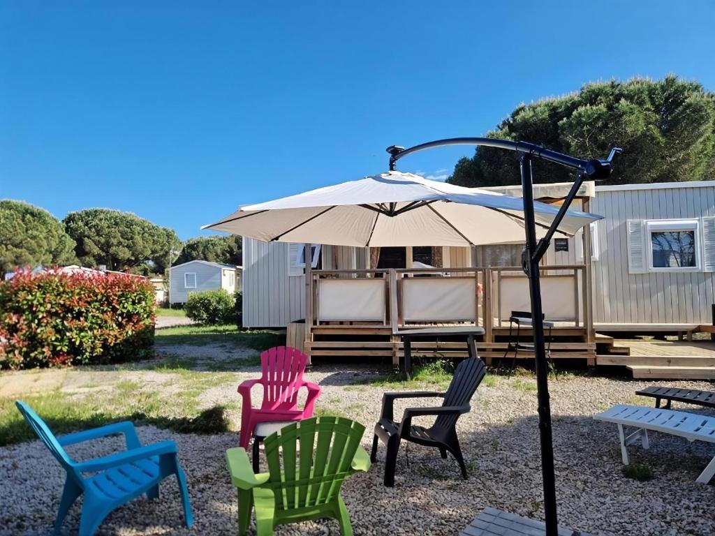 Fotografie z fotogalerie ubytování Bungalow 6-8 personnes de 40m2 v destinaci Lattes