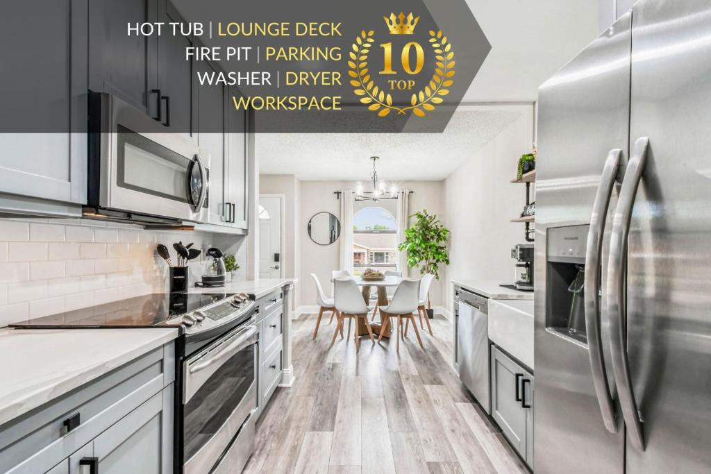 Η κουζίνα ή μικρή κουζίνα στο Heart of S Tampa- Hot Tub, Private Backyard, Fire Pit, Grill, 5 min to Beach