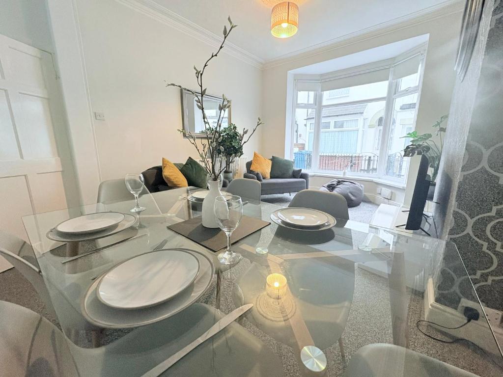 Posezení v ubytování The Humber Hub