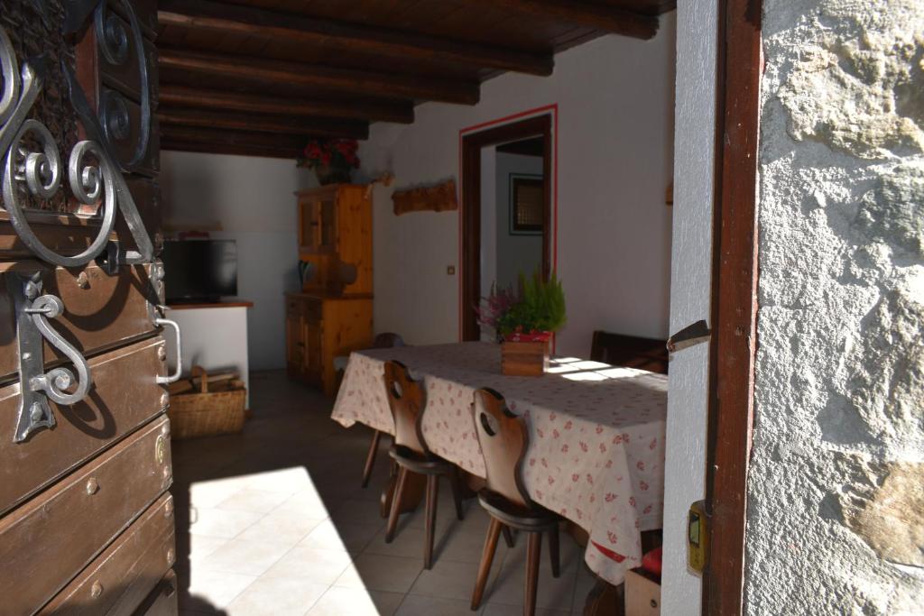 Χώρος καθιστικού στο la casa di Gio