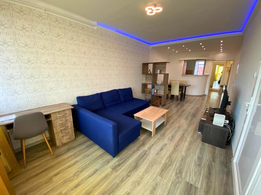 Posezení v ubytování Beautiful air-conditioned apartment in the centre