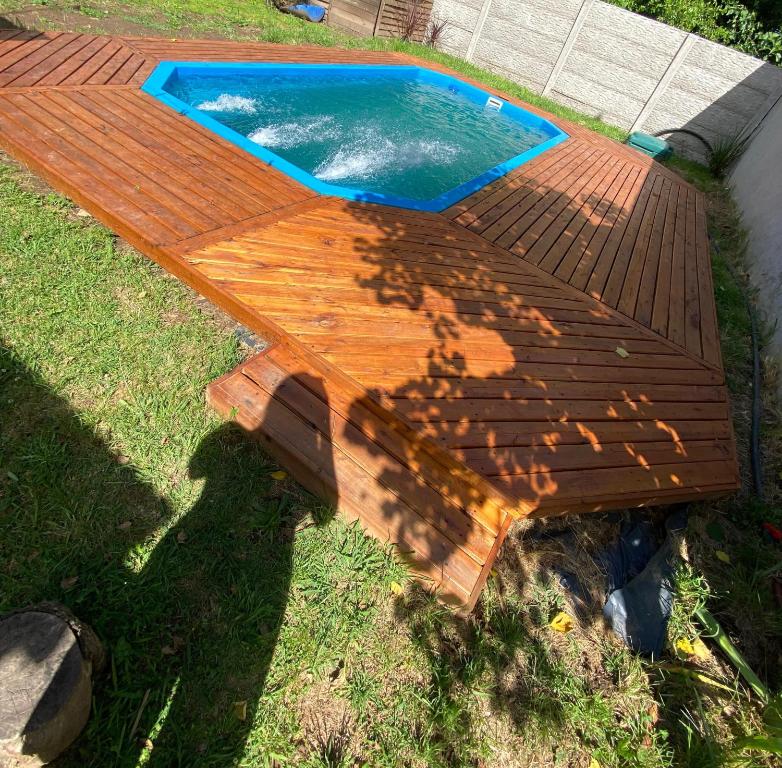 Bazén v ubytování Cabañas "Mainimbu" 2 nebo v jeho okolí