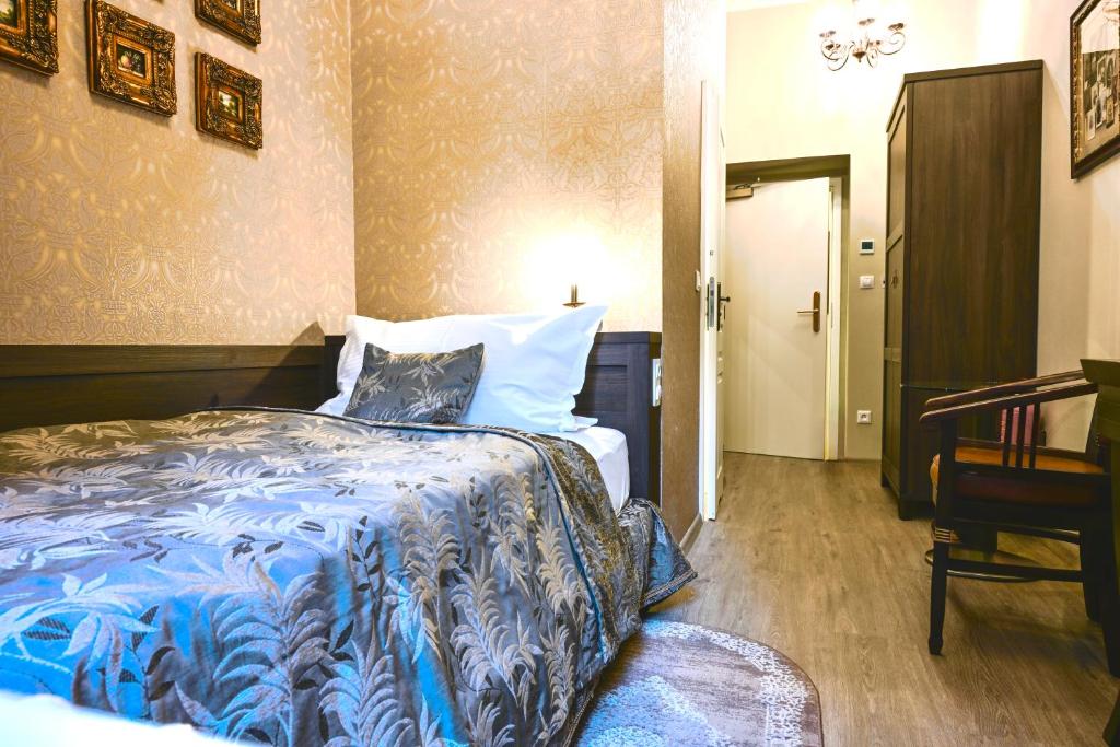 Hotel Rudolf II Karlovy Vary - 9