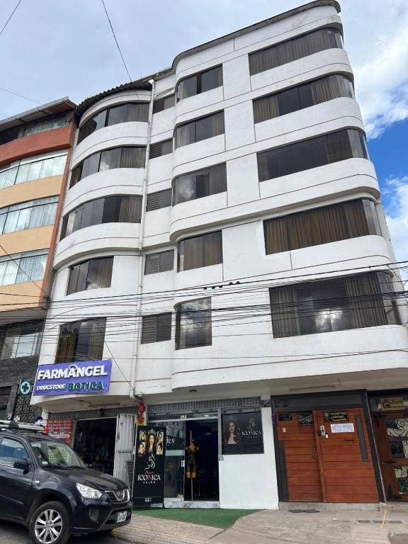 Tik\'a Guest House
