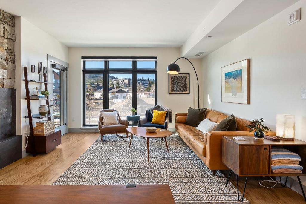 Posezení v ubytování Timber Fox 2207 condo