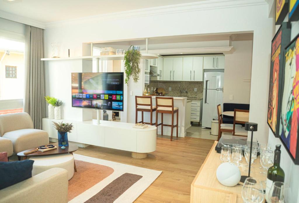 Η κουζίνα ή μικρή κουζίνα στο Apto moderno e elegante no Auxiliadora TV7638