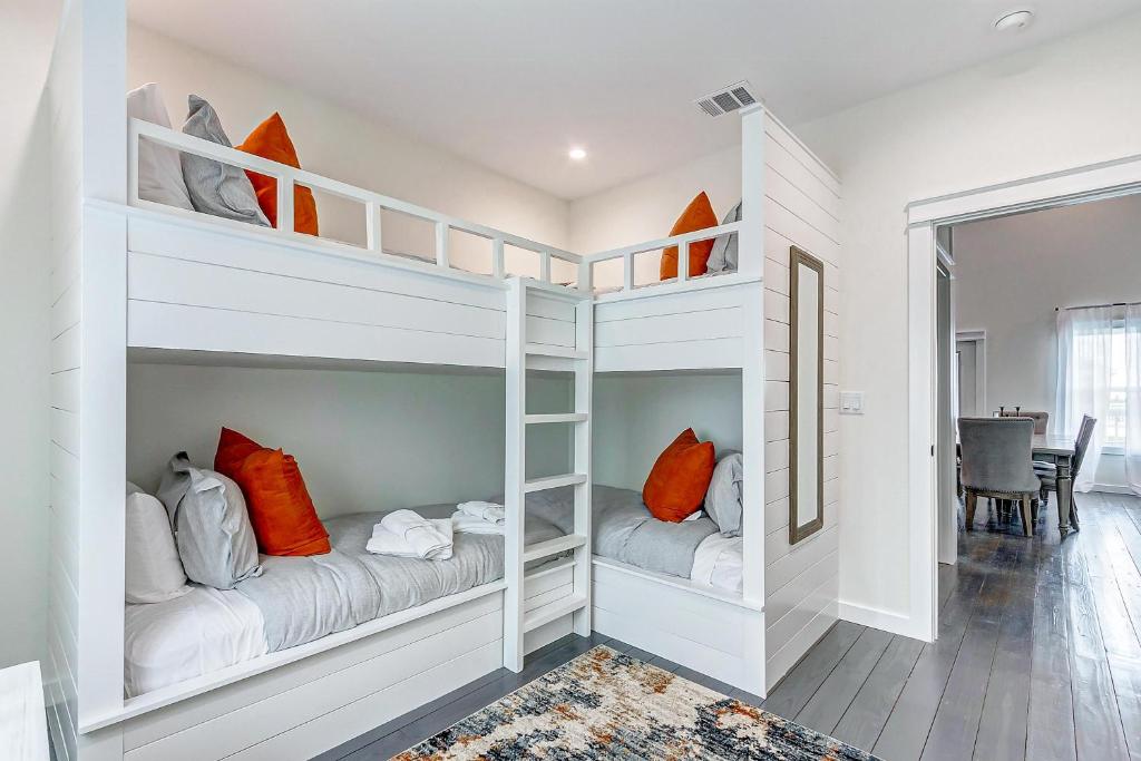 Postel nebo postele na pokoji v ubytování Seaside Escape